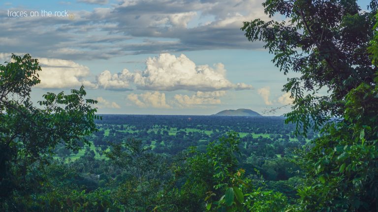 View near Phnom Sampov