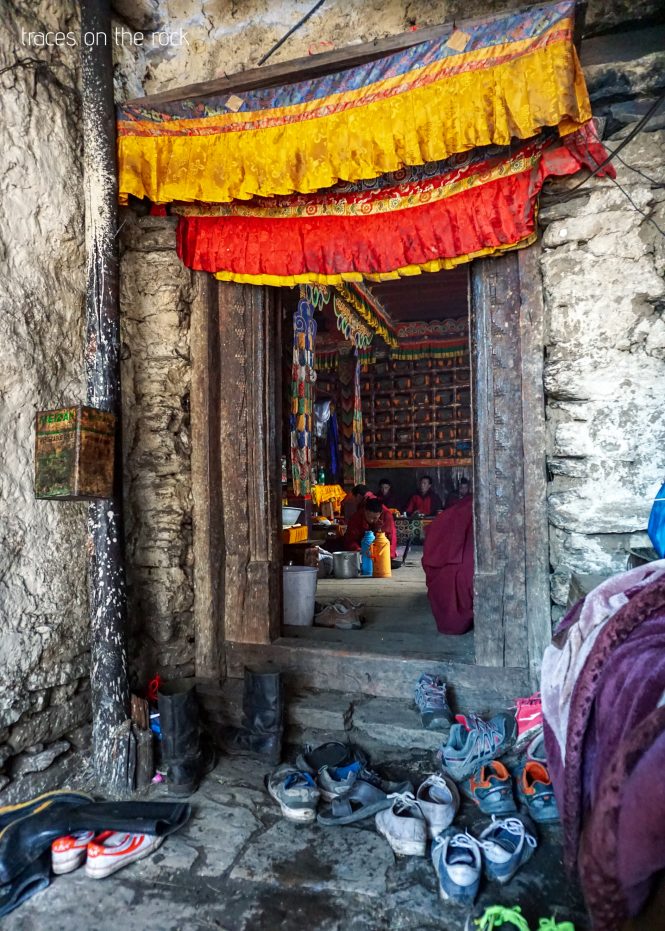 Manaslu Trek - Bhuddist temple in Lho